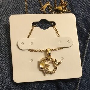 Gold Wreath Pendant Necklace